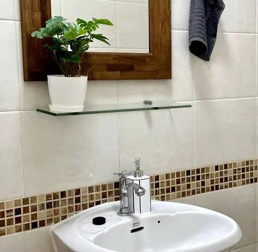 Oasis Townhouse In The Perfect Location 曼谷