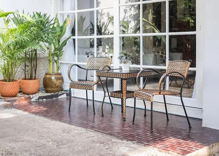Oasis Townhouse In The Perfect Location *