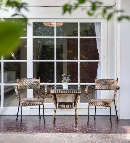 Oasis Townhouse In The Perfect Location 度假居 曼谷